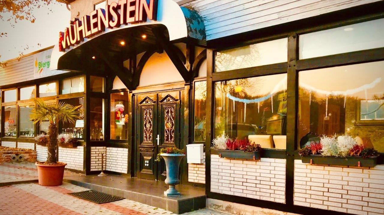 Teramo Restaurant Hotel Muehlenstein Bienenbuettel Eksteriør bilde